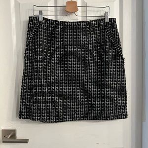 NEW - 12 - Mini Skirt - Joe Fresh - Black & White Mini Skirt